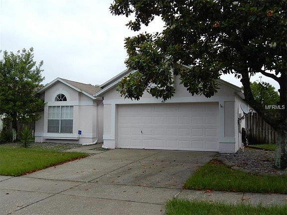 2nd image of 413 Sonoma Dr