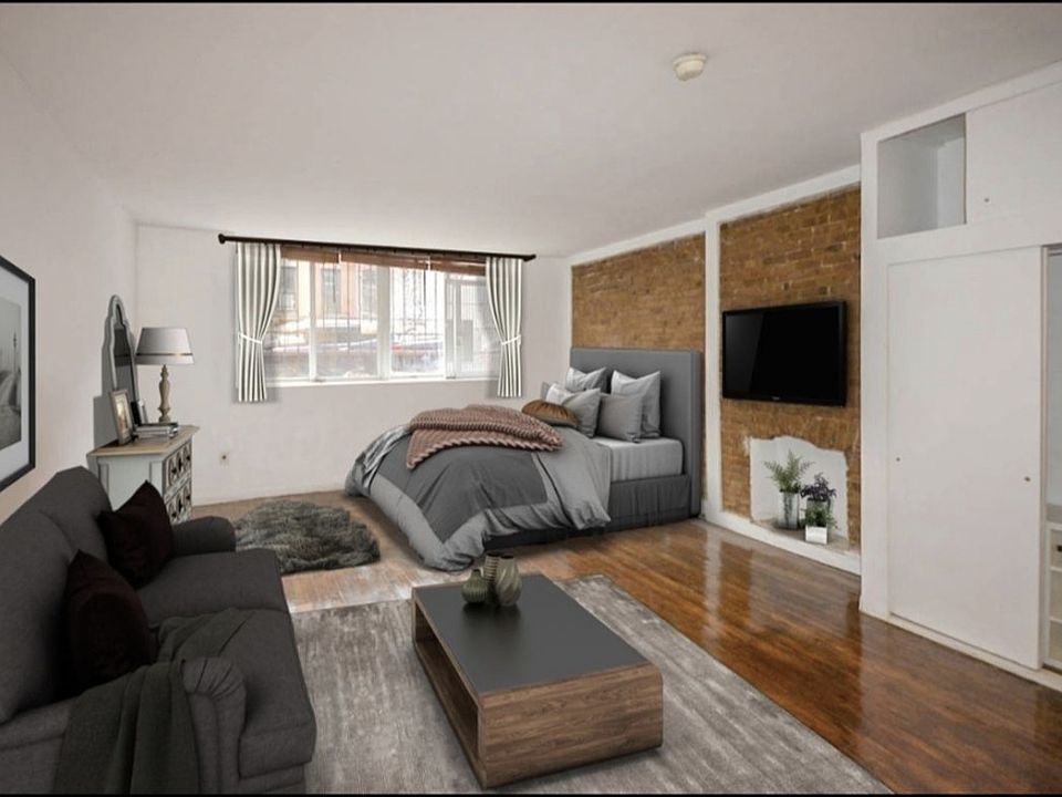 1st image of 42 S Oxford St APT 1