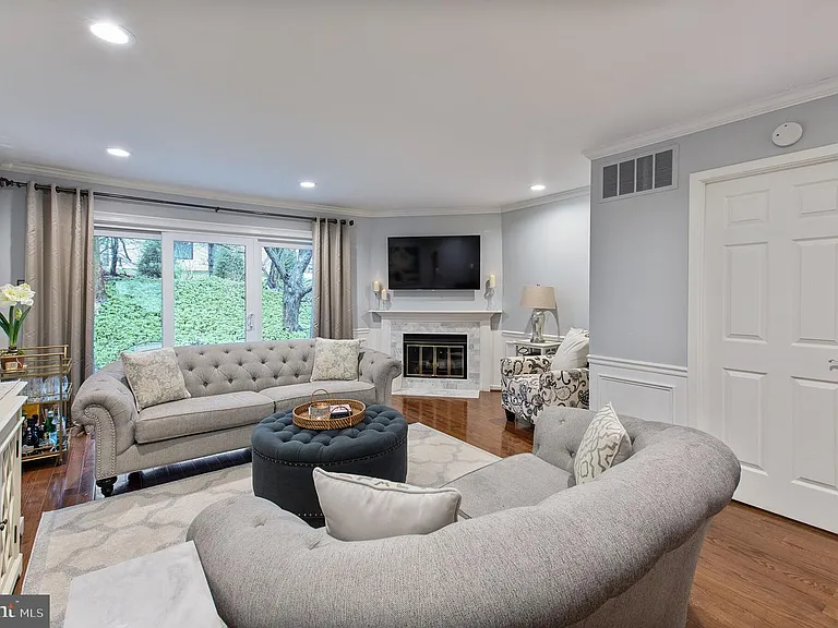 604 Cheswold Ct — Photo 9