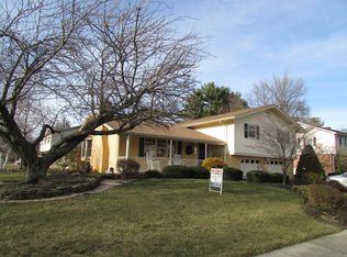1059 Wallace Ave, Chambersburg, PA