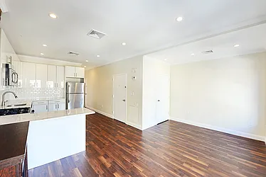 Rented by Peter Ashe