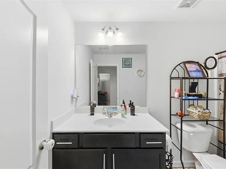 5527 Radford Loop — Photo 18