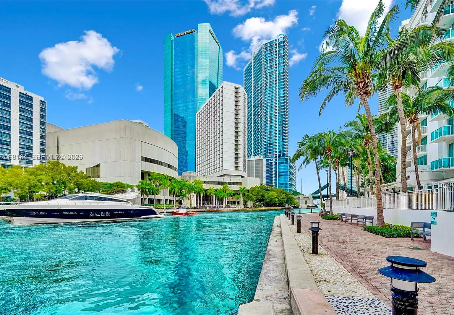 Brickell On The River N — Photo 1