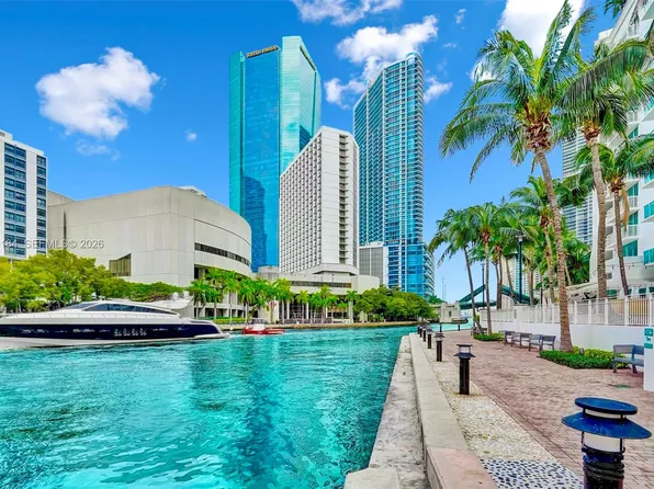 31 SE 5th St, Miami, FL
