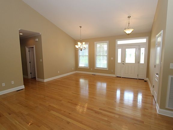 5th image of 418 Mizpah Hills Dr