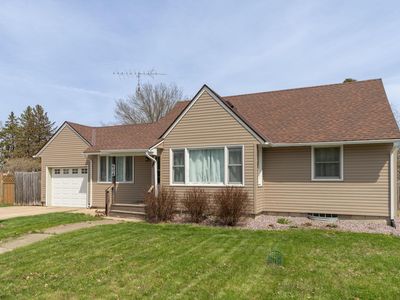 604 N Mantorville Ave, Kasson, MN, 55944
