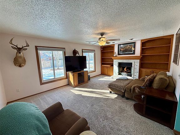 3rd image of 4506 Palm Ave