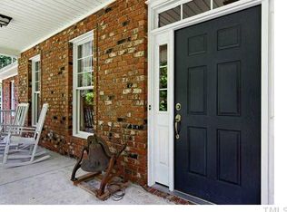 105 Floral Dr, Chapel Hill, NC 27516