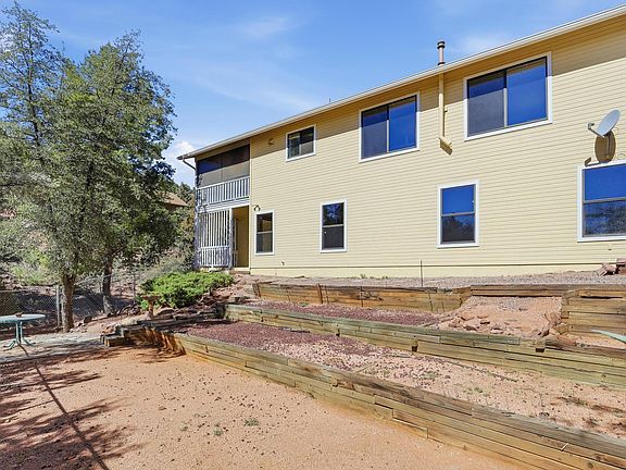 5th image of 1106 N Monte Rosa Ln