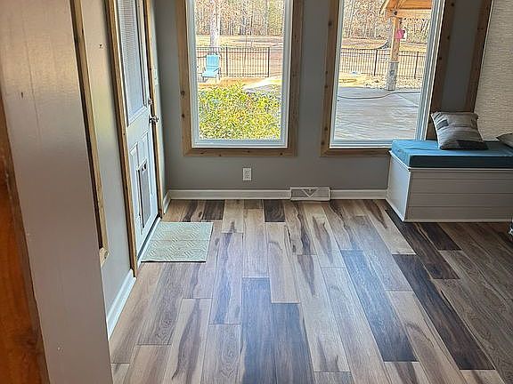 5th image of 1792 Old Summerville Rd NW