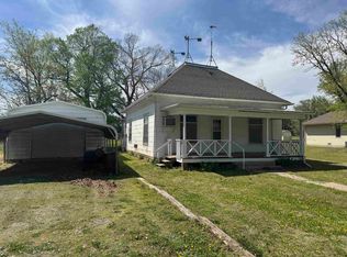 309 N Main St, Grenola, KS 67346