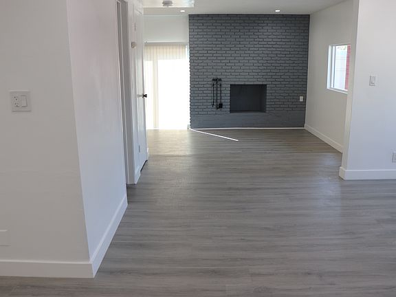 3rd image of 6104 Costello Ave #4