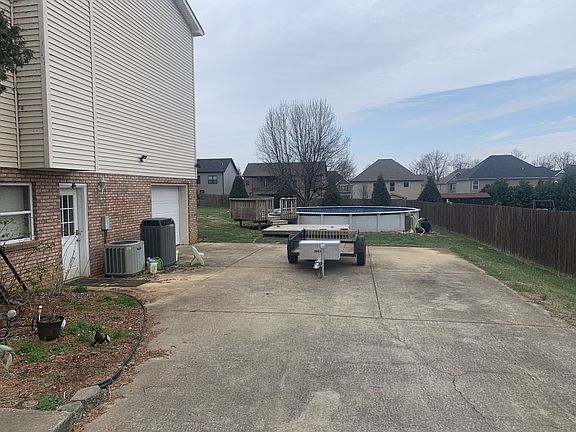 2nd image of 3422 E Henderson Way