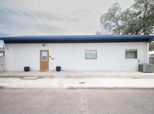 708 E 10th St, Dalhart, TX 79022