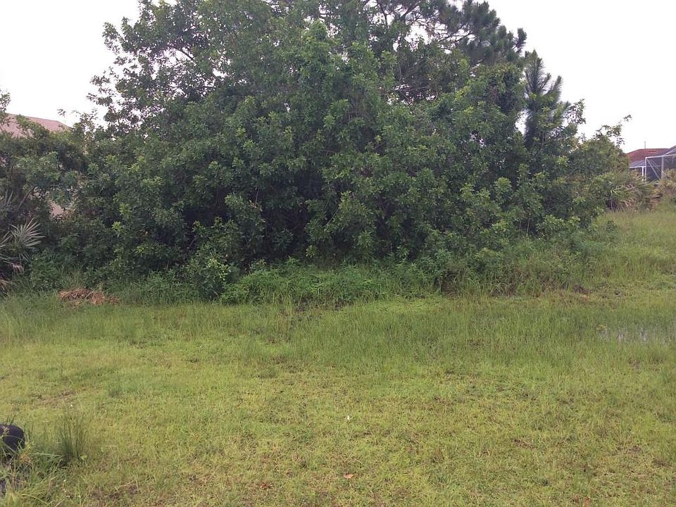 2nd image of 5855 NW Mesa Cir