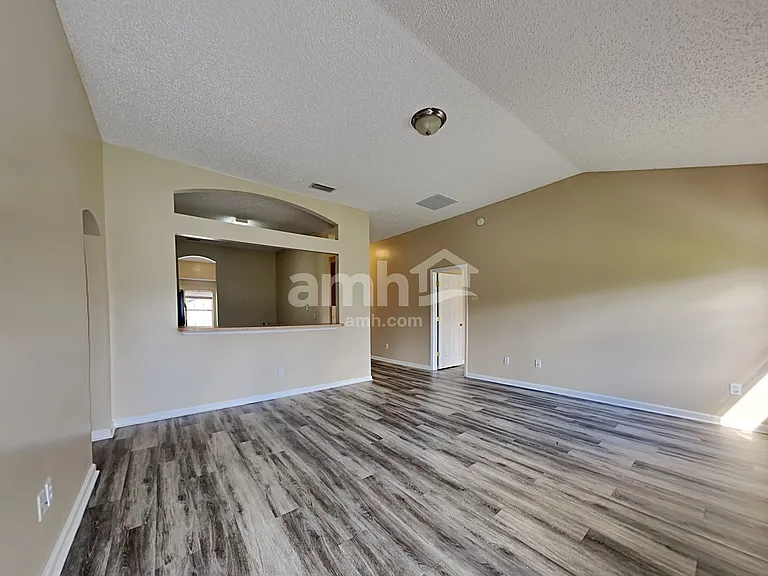 2793 Crumplehorn Ln — Photo 6