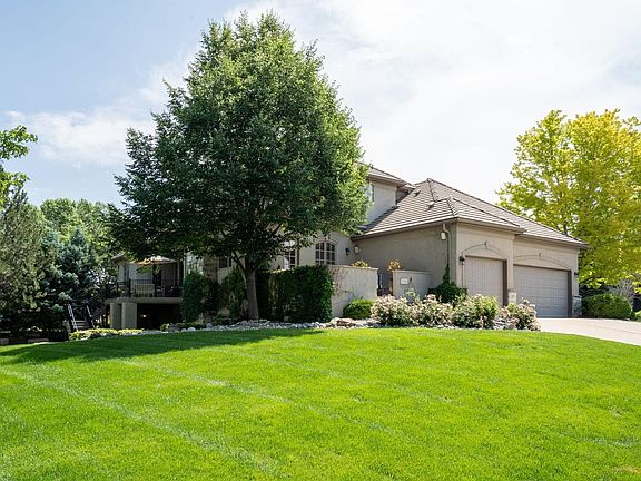 4th image of 10993 Meade Ct