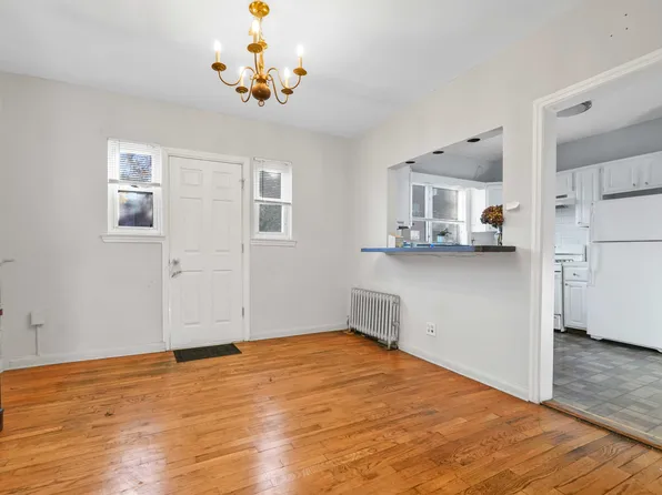 20-11 35th Street image 12 of 30