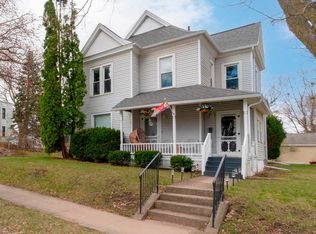 1207 Clay St, Cedar Falls, IA 50613