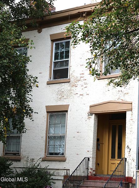 2nd image of 67 S Ferry Street # 36