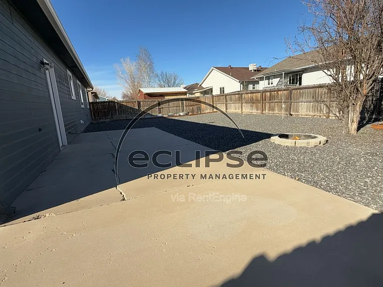464 Tara Dr — Photo 30