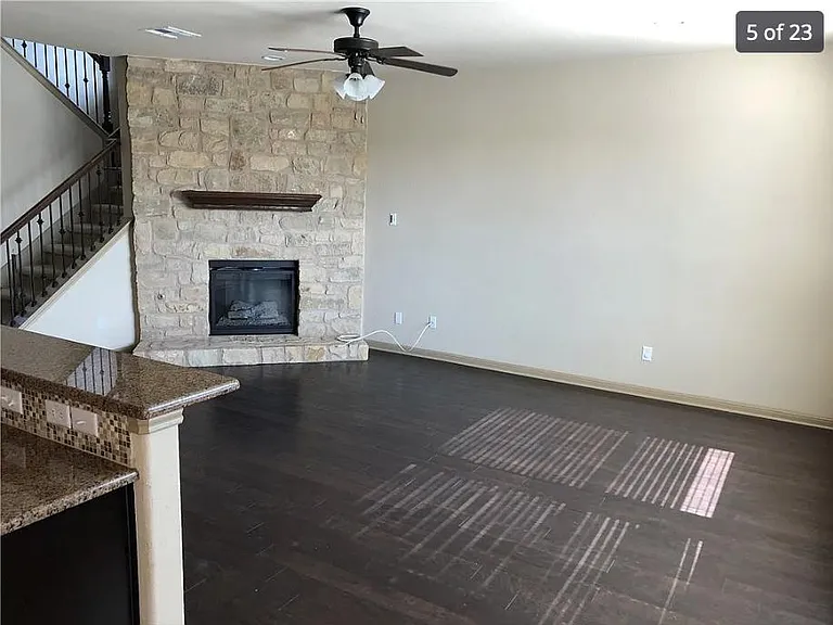 10501 Luke Ct — Photo 3