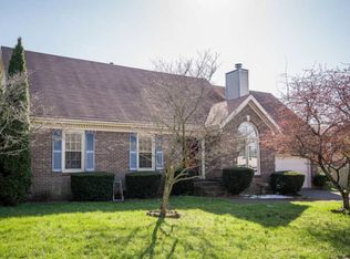 9106 Raintree Dr, Louisville, KY 40220