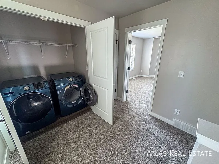 2530 N Knights Ln — Photo 17