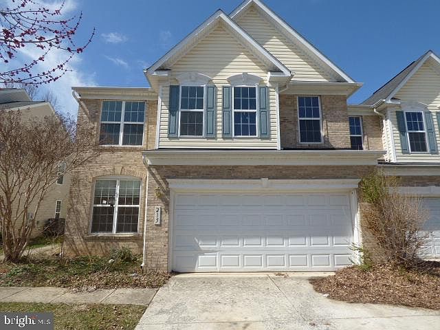 1st image of 215 Brynwood St