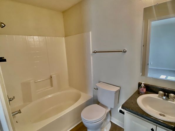 1082 Antigua Cir