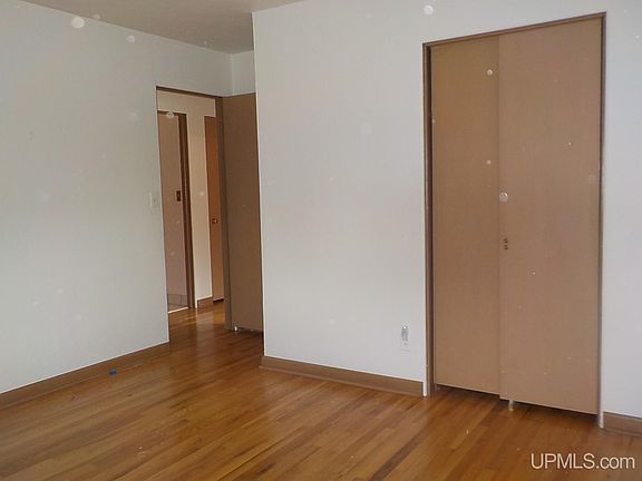 4th image of 812 N Lawrence St