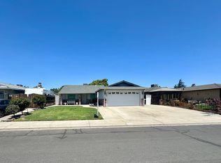 1217 Christine Ct, Manteca, CA 95337