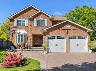 16 Queensgate Ct, Markham, ON L3R8L5