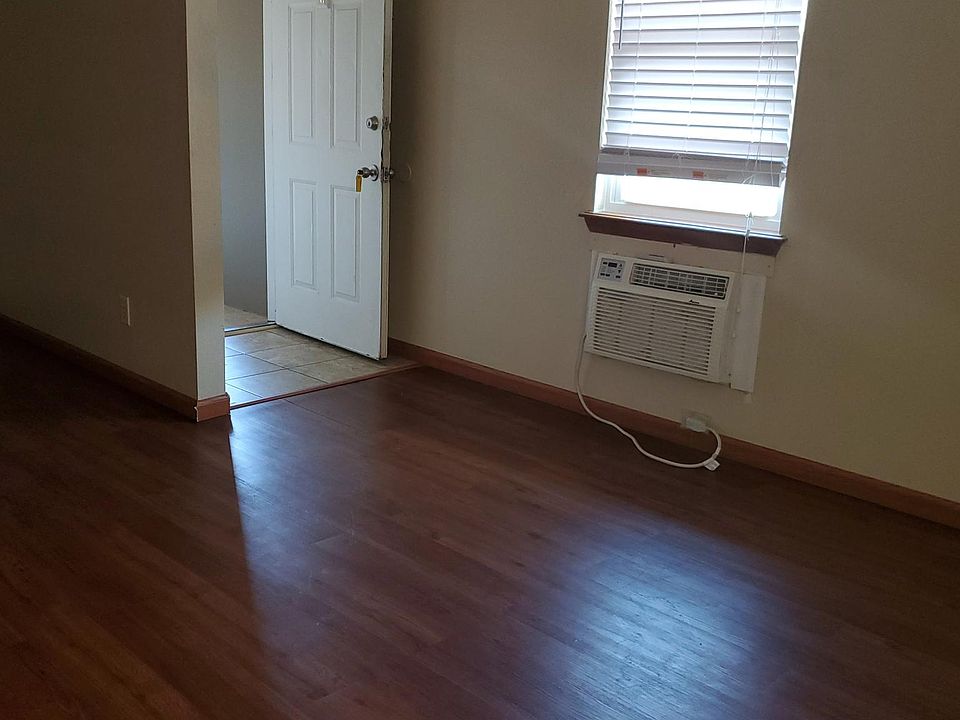 1st image of 306 N Davis Ave APT 2D