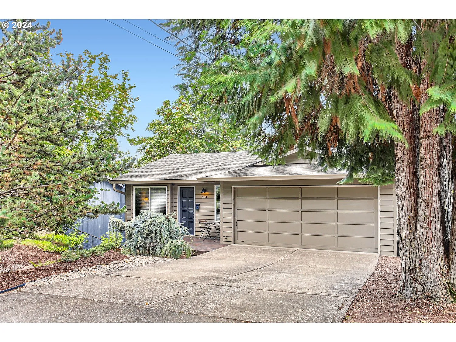 5341 Amy St photo 1