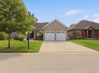 57 Caverhill Cres, Komoka, ON N0L1R0