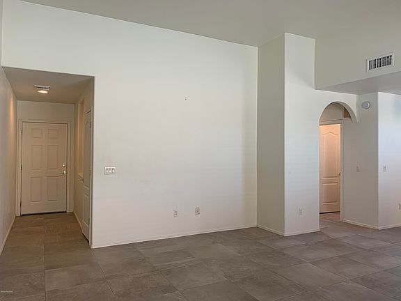 4th image of 892 W Calle Carasol