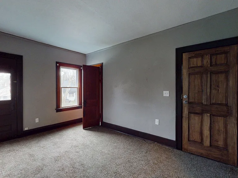 236 Watson St — Photo 17