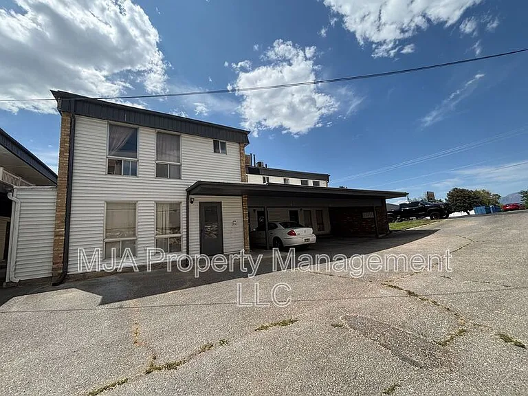 1165 Edgewood Dr #2 — Photo 29