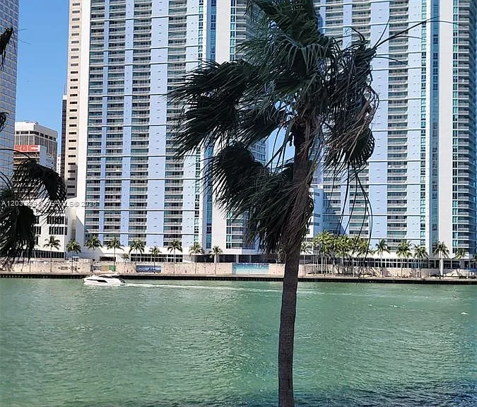 325 S Biscayne Blvd #3321 — Photo 65