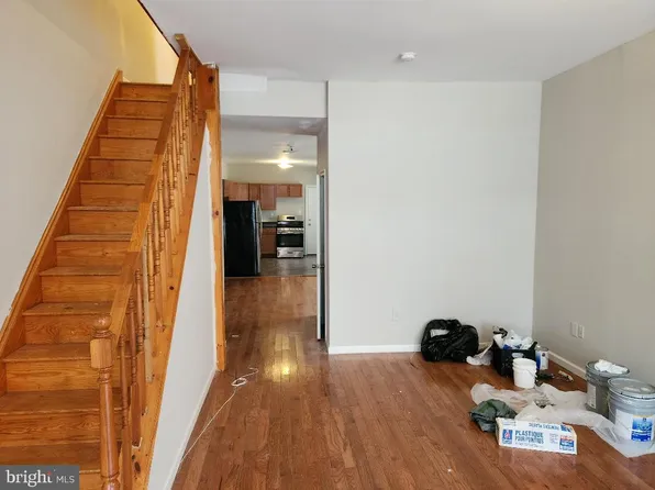 4012 Green St, Philadelphia, PA 19104