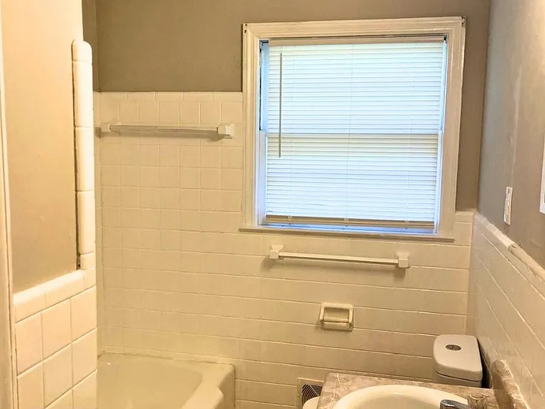 2742 Forest Ridge Dr — Photo 28
