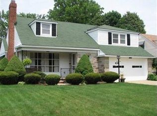 20004 Parklane Dr, Rocky River, OH 44116