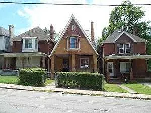 306 Bausman St photo 1