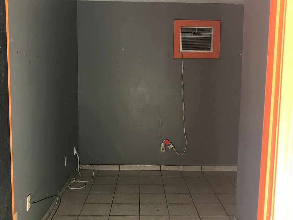 1st image of 231 N Schifferdecker Ave