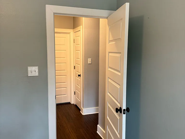 914 Bear Springs Trl — Photo 65