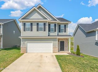 11329 Barkley Knoll Ln, Knoxville, TN 37932