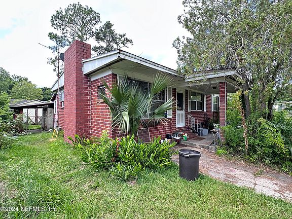 3rd image of 6236 BARTHOLF Avenue