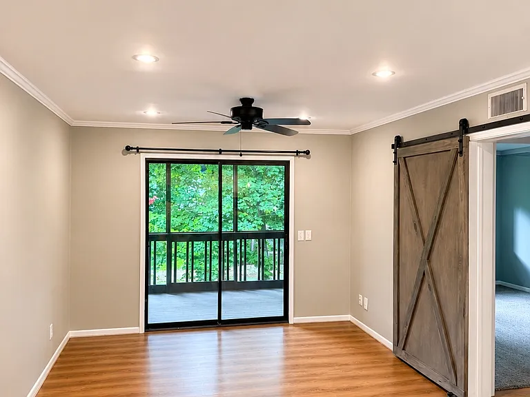 23 Lake Dr #F8 — Photo 6