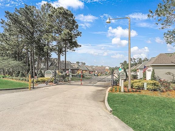 3rd image of 254 Emerald Oaks Dr